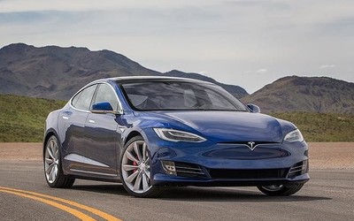 外媒：特斯拉远程将一辆二手Model S的自动驾驶移除