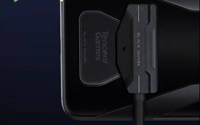 黑鲨游戏手机3支持背部磁吸充电 边玩边充不再硌手