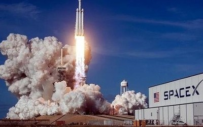 SpaceX第十批星链卫星发射计划因天气中止 时间另定